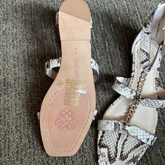 Vince camuto sandles - Picture 3 of 3